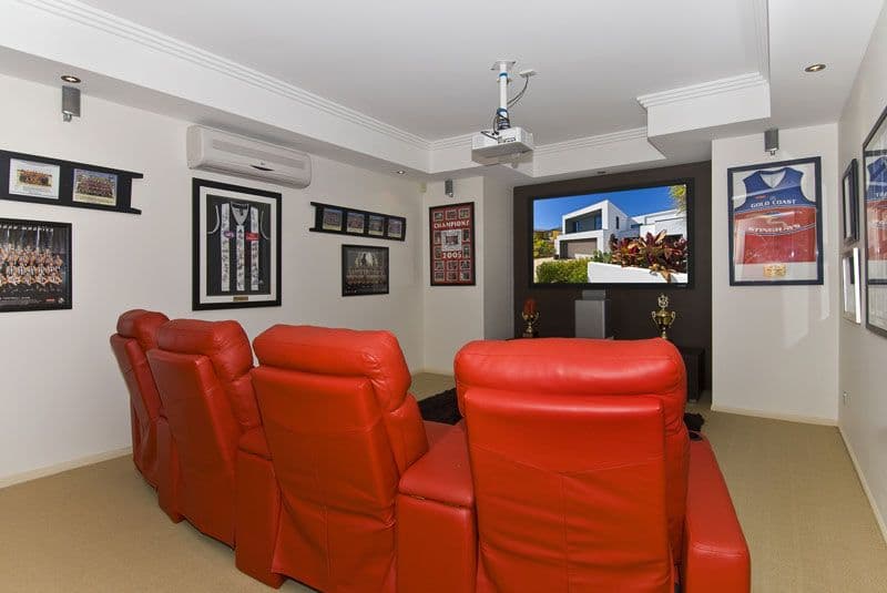 27 Tullamarine Drive, ROBINA QLD 4226, Robina - Thumbnail 2