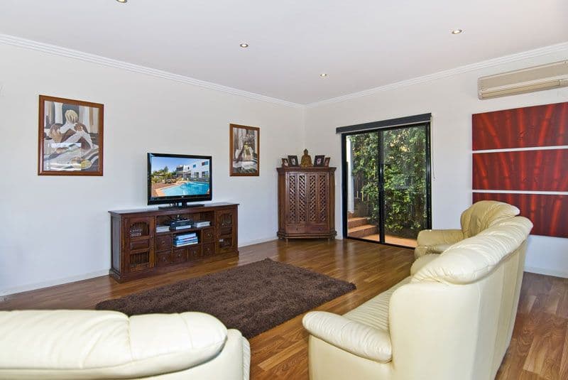 27 Tullamarine Drive, ROBINA QLD 4226, Robina - Thumbnail 8