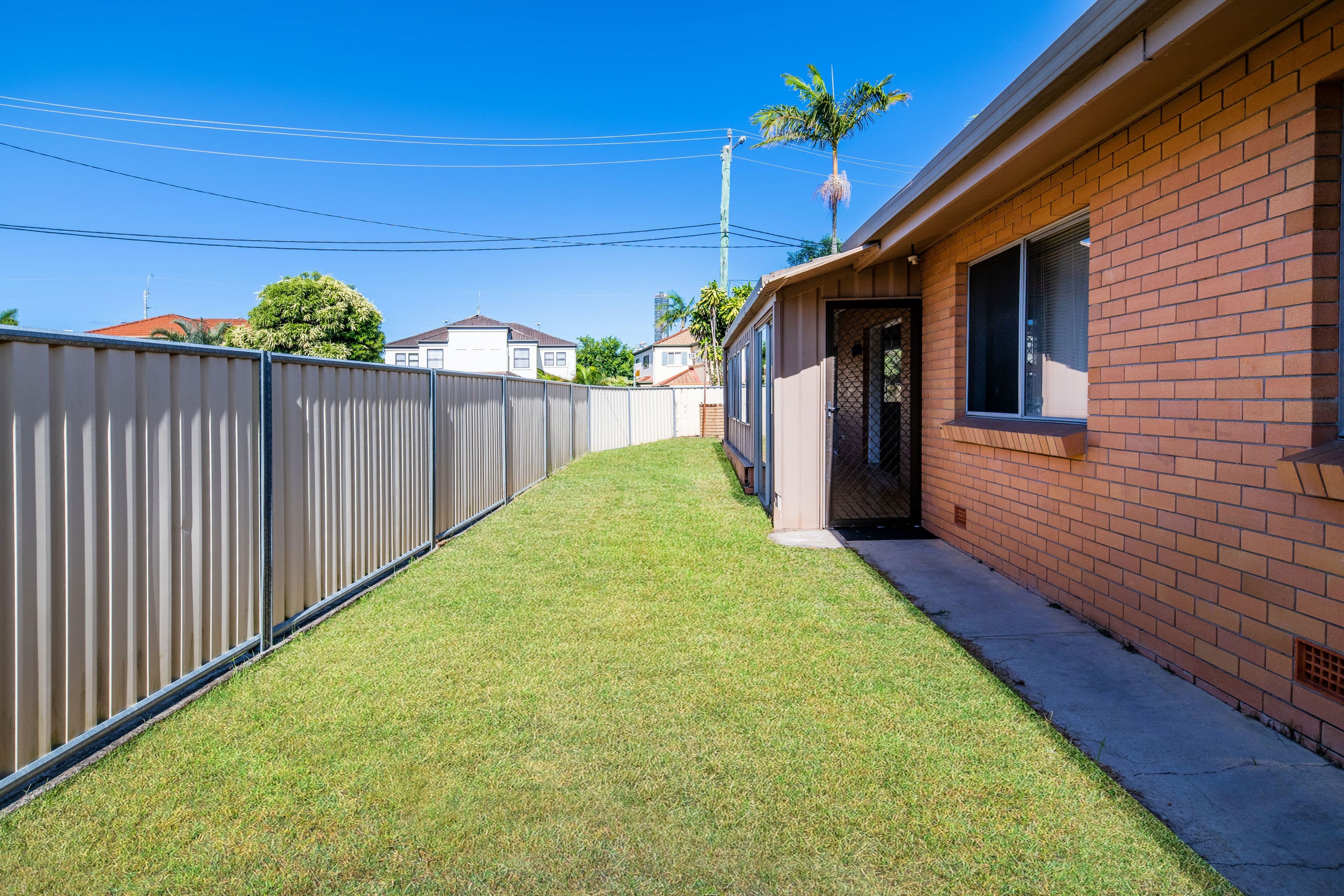 8 Mason Street, Southport QLD 4215, Southport - Thumbnail 2