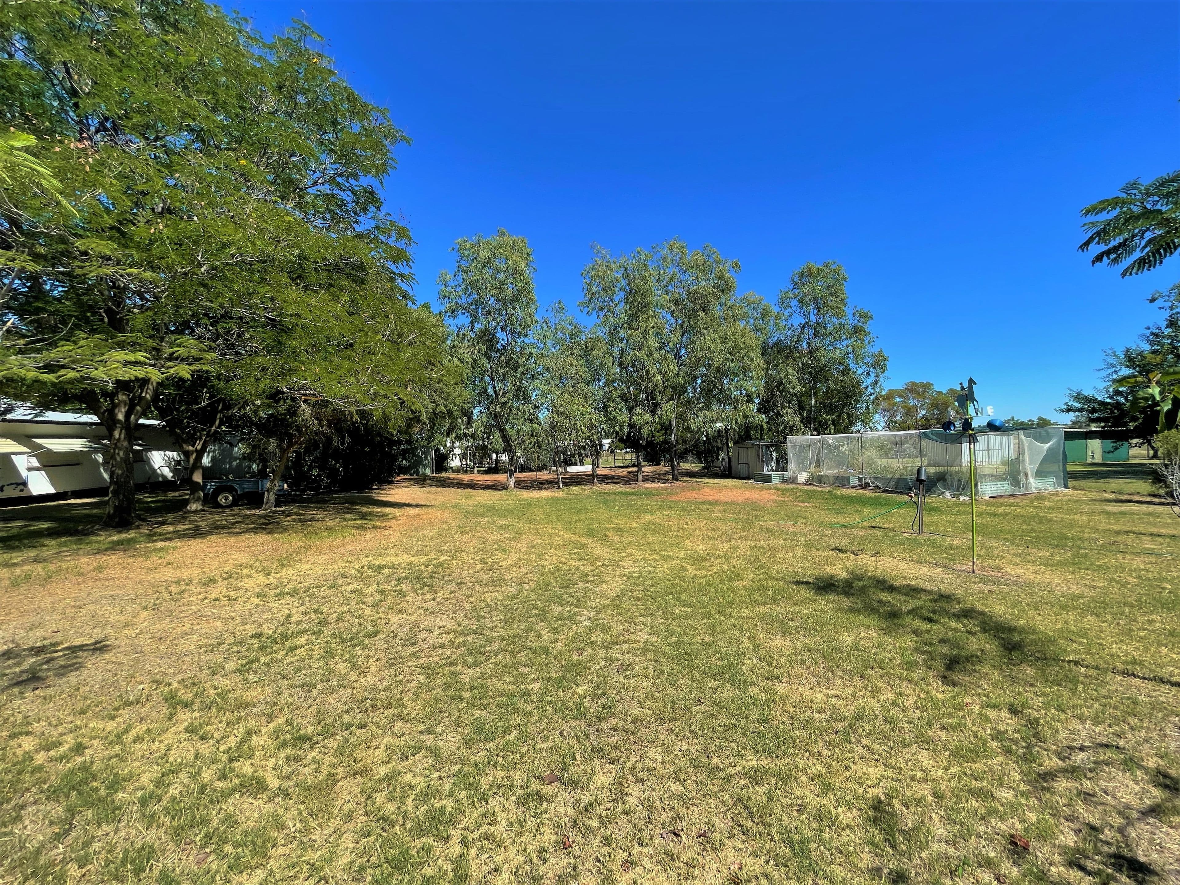 5 Wattle Street, Barcaldine QLD 4725, Barcaldine - Thumbnail 3