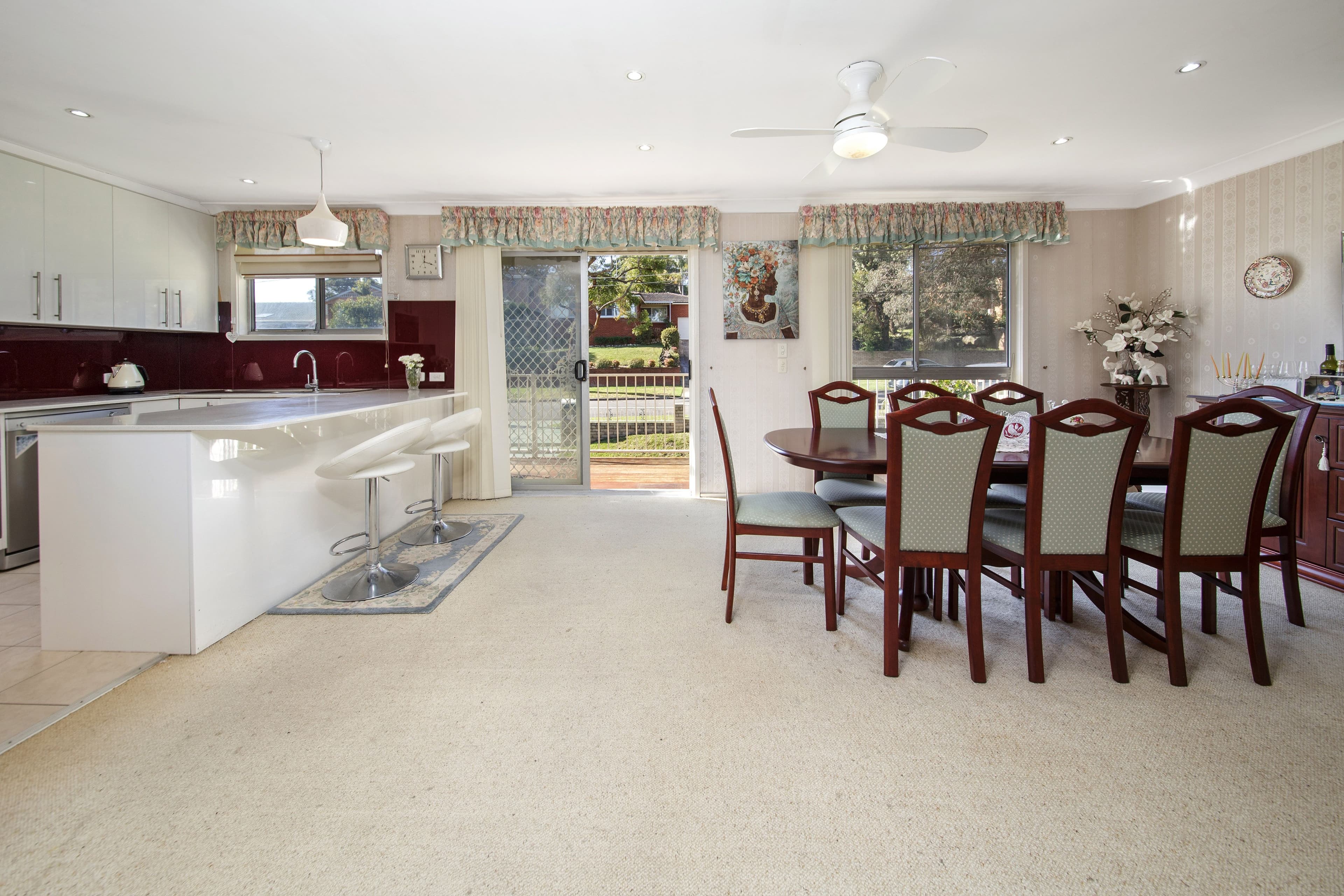 3 Naranga Avenue, Engadine NSW 2233, Engadine - Thumbnail 3
