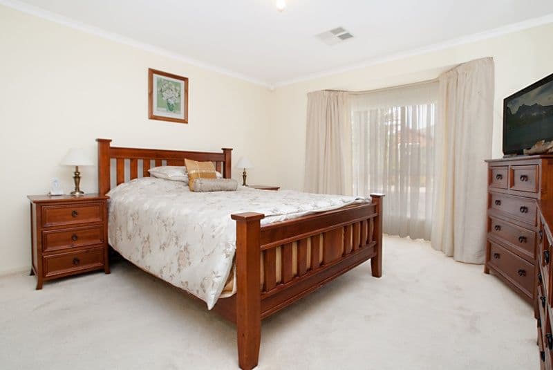 19 Harvey Avenue, WALKLEY HEIGHTS SA 5098, Walkley Heights - Thumbnail 2