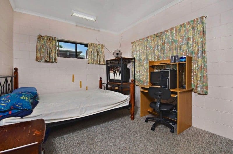 66 Tenth Avenue, RAILWAY ESTATE QLD 4810, Railway Estate - Thumbnail 4