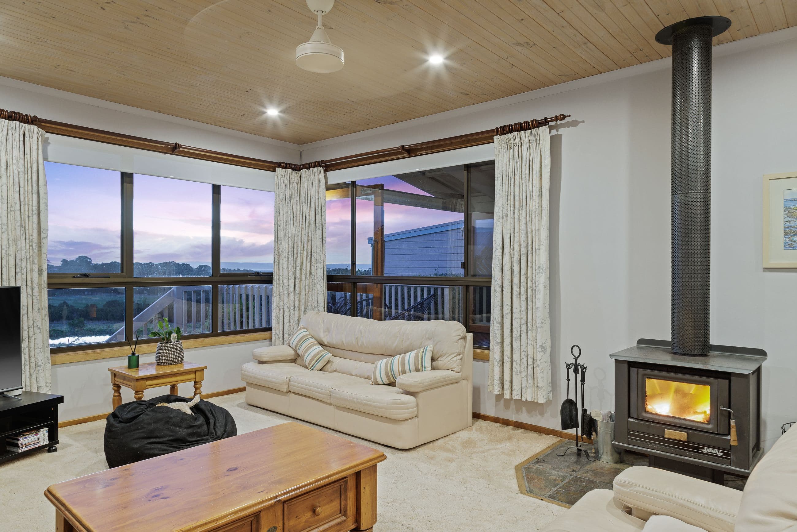 98 Red Rocks Road, Cowes VIC 3922, Cowes - Thumbnail 3