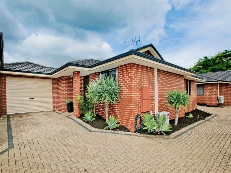 7B Ornum Place, INNALOO WA 6018, Innaloo - Image 1