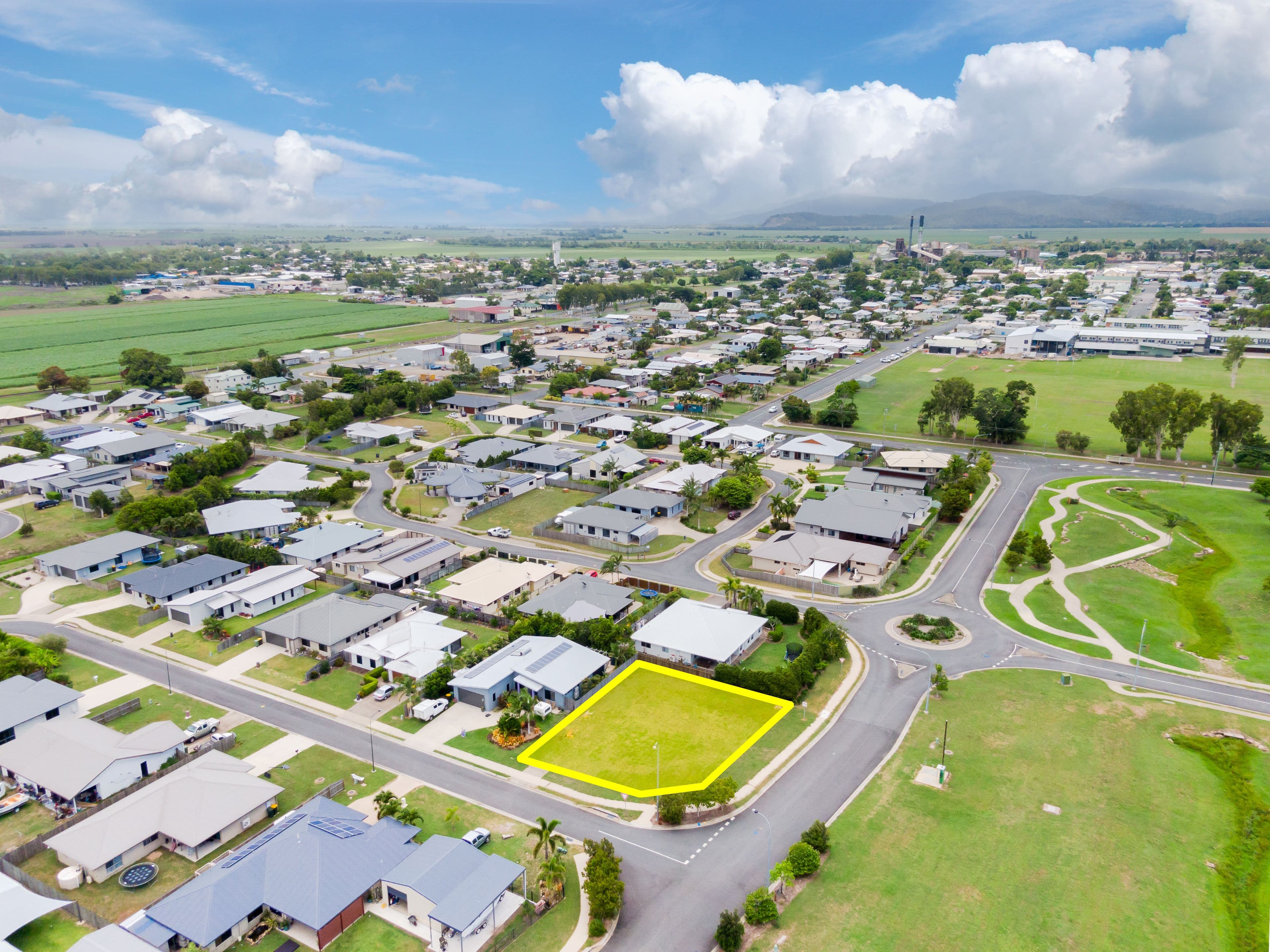 2 Tamarind Crescent, Proserpine QLD 4800, Proserpine - Thumbnail 4