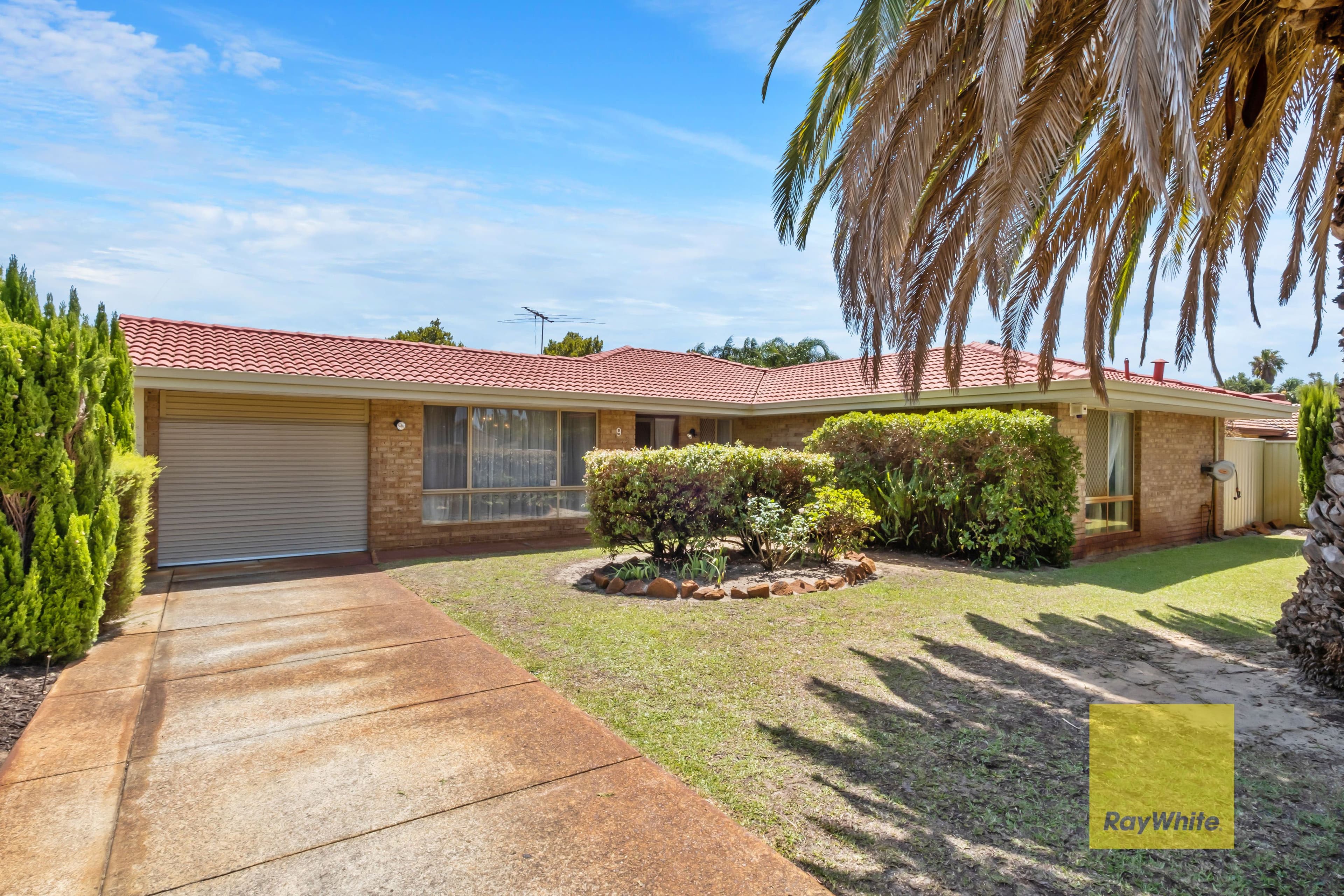 9 Morse Place, Morley WA 6062, Morley - Thumbnail 2