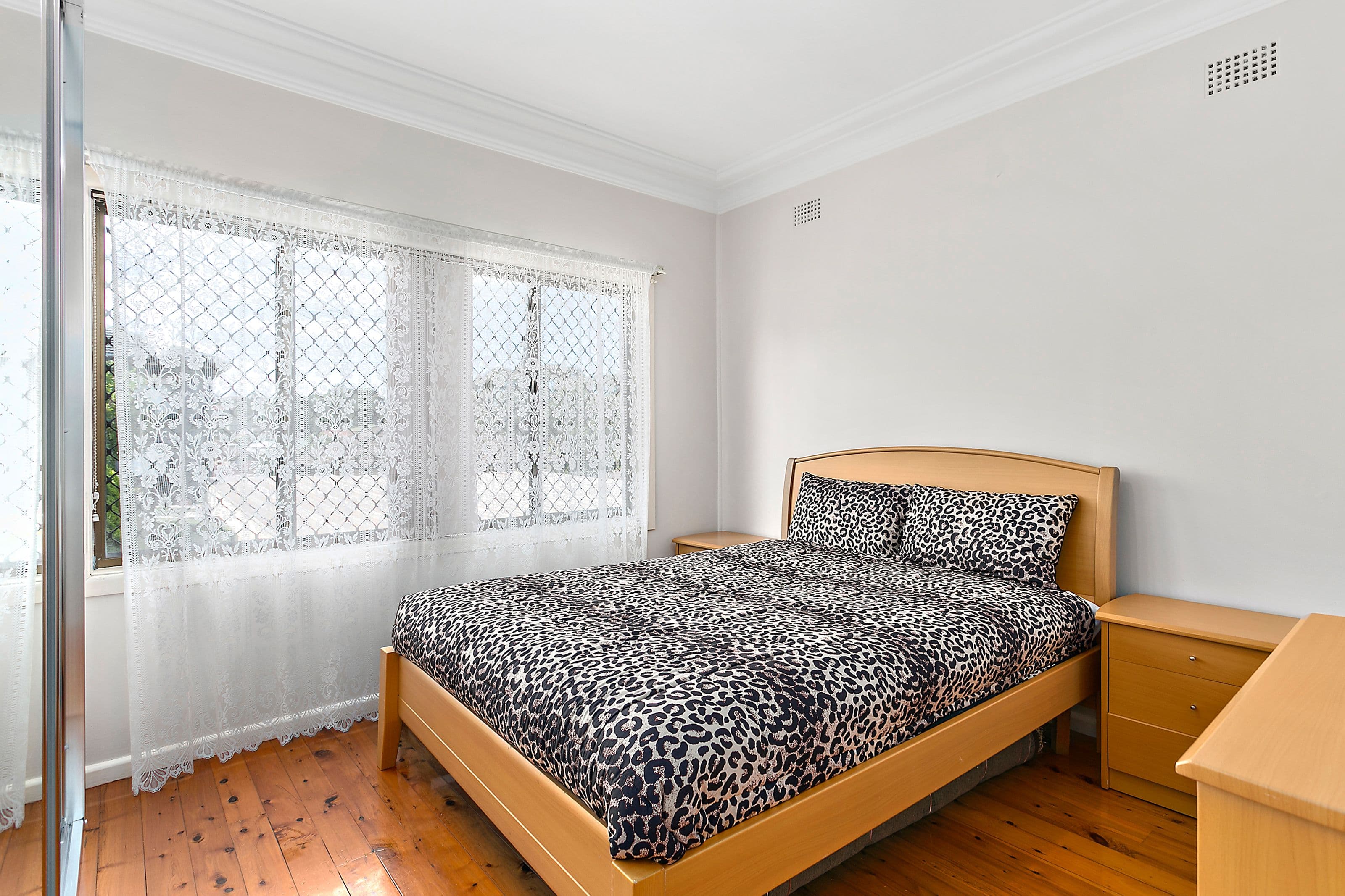 8 Denise Street, Lake Heights - Thumbnail 4