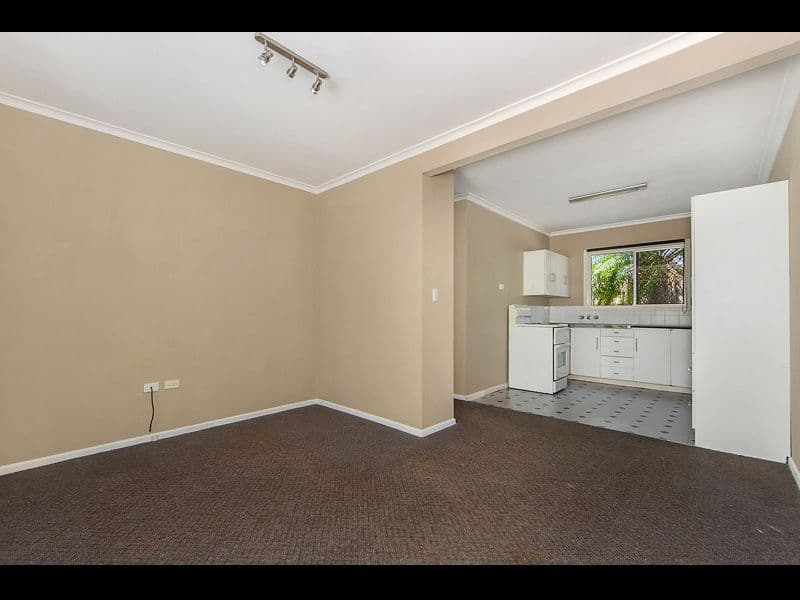 376 Marine Parade, Labrador QLD 4215, Labrador - Thumbnail 4