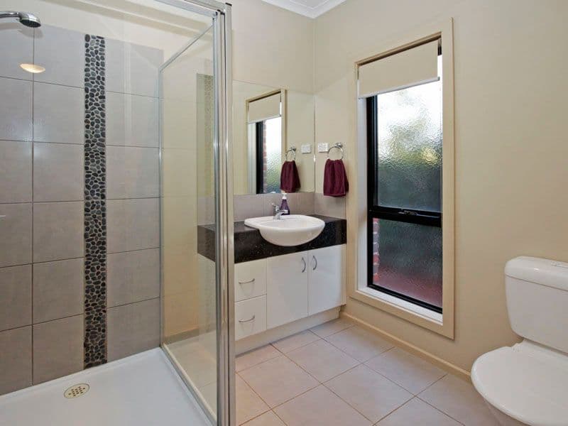 38  Ironbark Street, WAURN PONDS VIC 3216, Waurn Ponds - Thumbnail 6