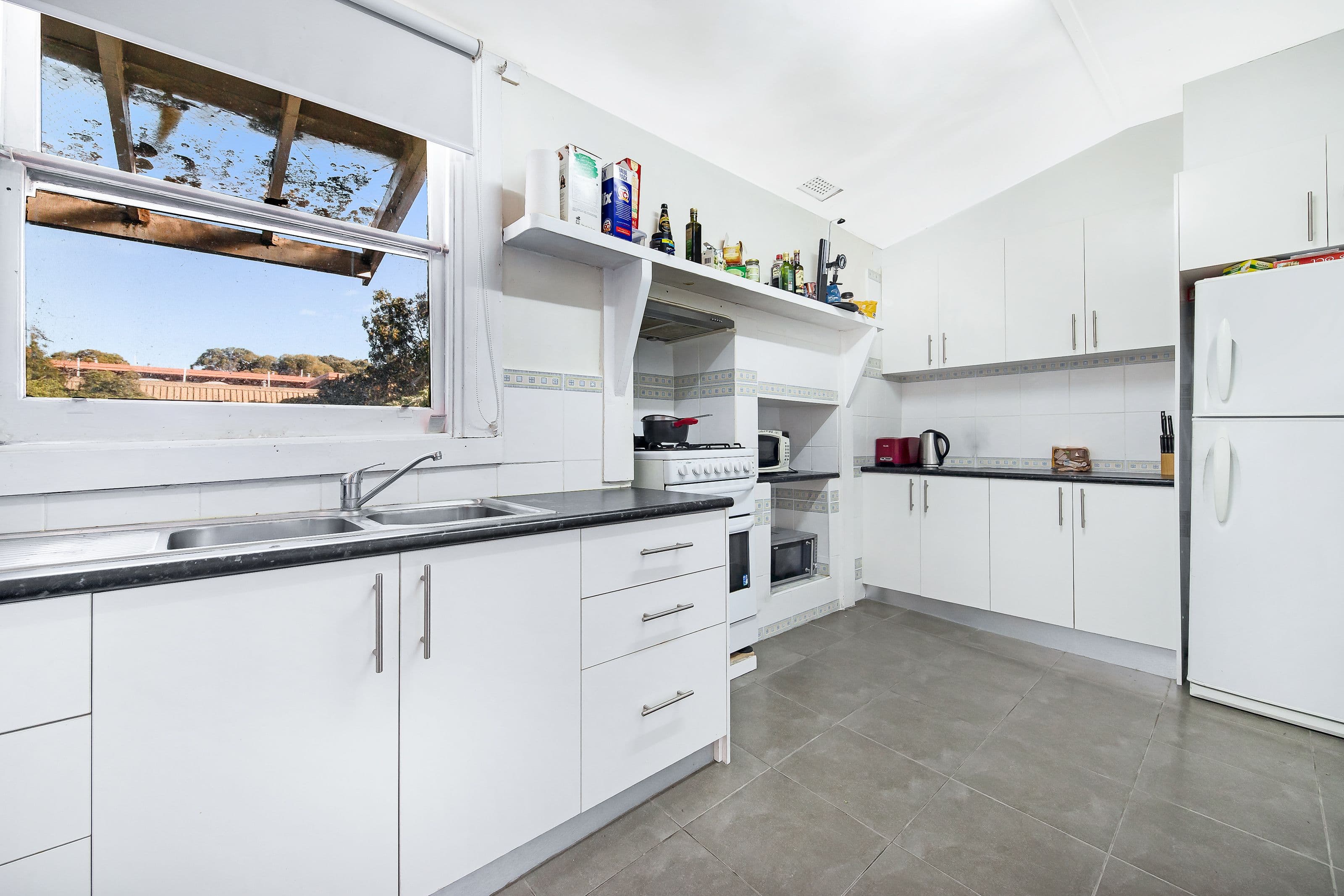 7 Howard Street, Box Hill VIC 3128, Box Hill - Thumbnail 2