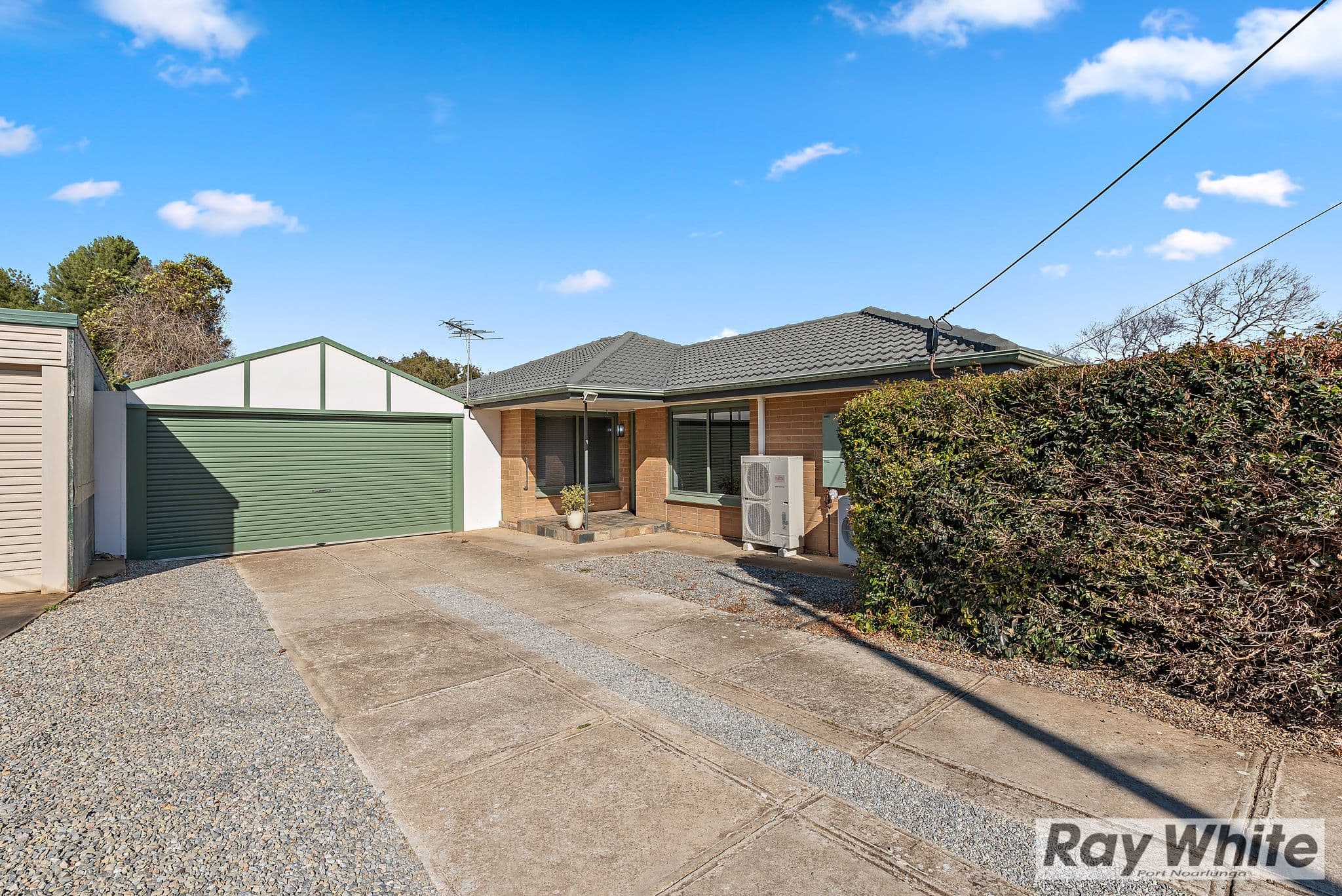 2 Brendan Street, Christie Downs SA 5164, Christie Downs - Thumbnail 2