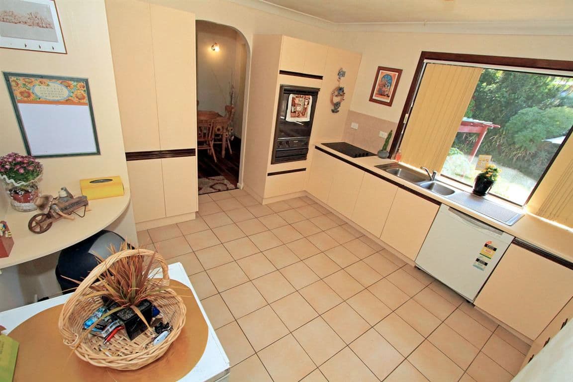 367 Lawrence Avenue, FRENCHVILLE QLD 4701, Frenchville - Thumbnail 5
