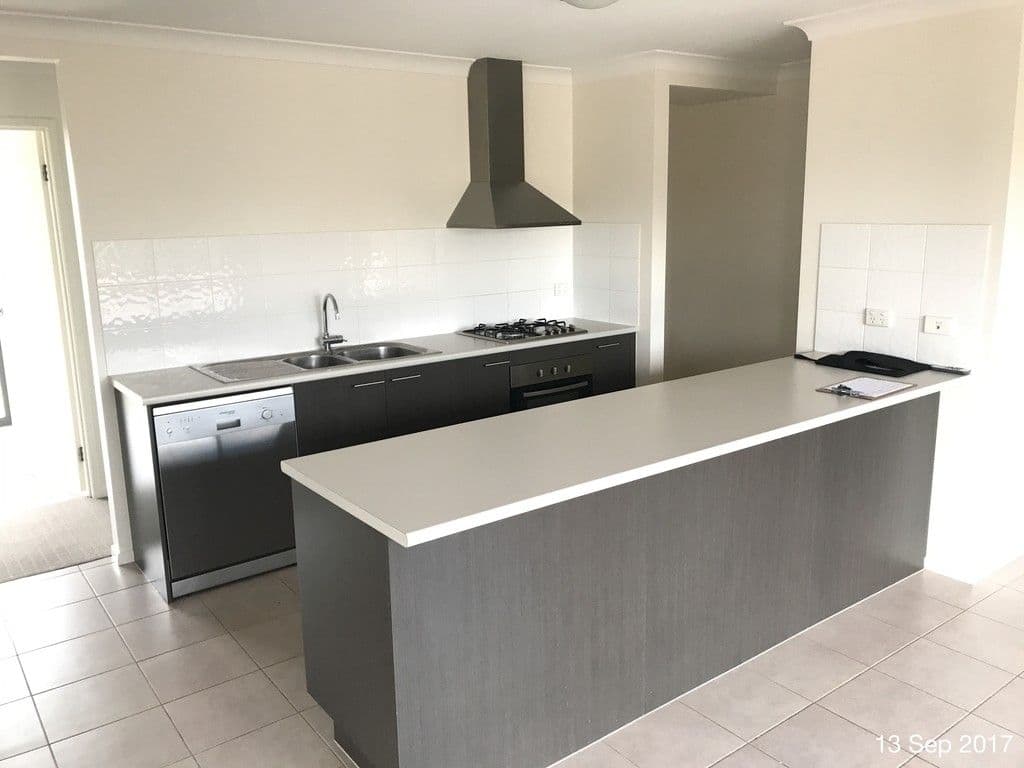 4 Stanley Close, Pittsworth QLD 4356, Pittsworth - Thumbnail 2