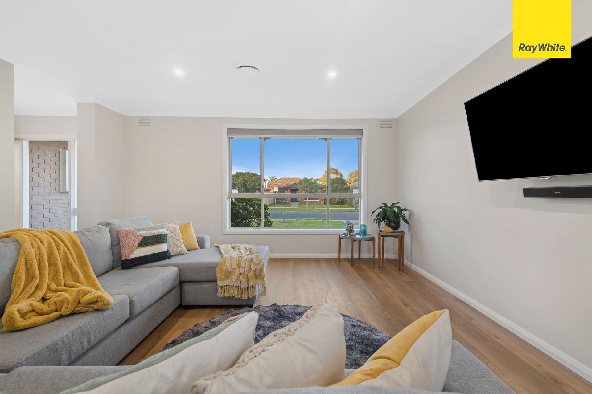 35 Tarella Drive, Keilor Downs VIC 3038, Keilor Downs - Thumbnail 2