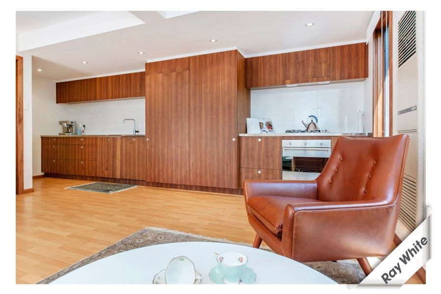 18 Starling Place, Evatt ACT 2617, Evatt - Thumbnail 2