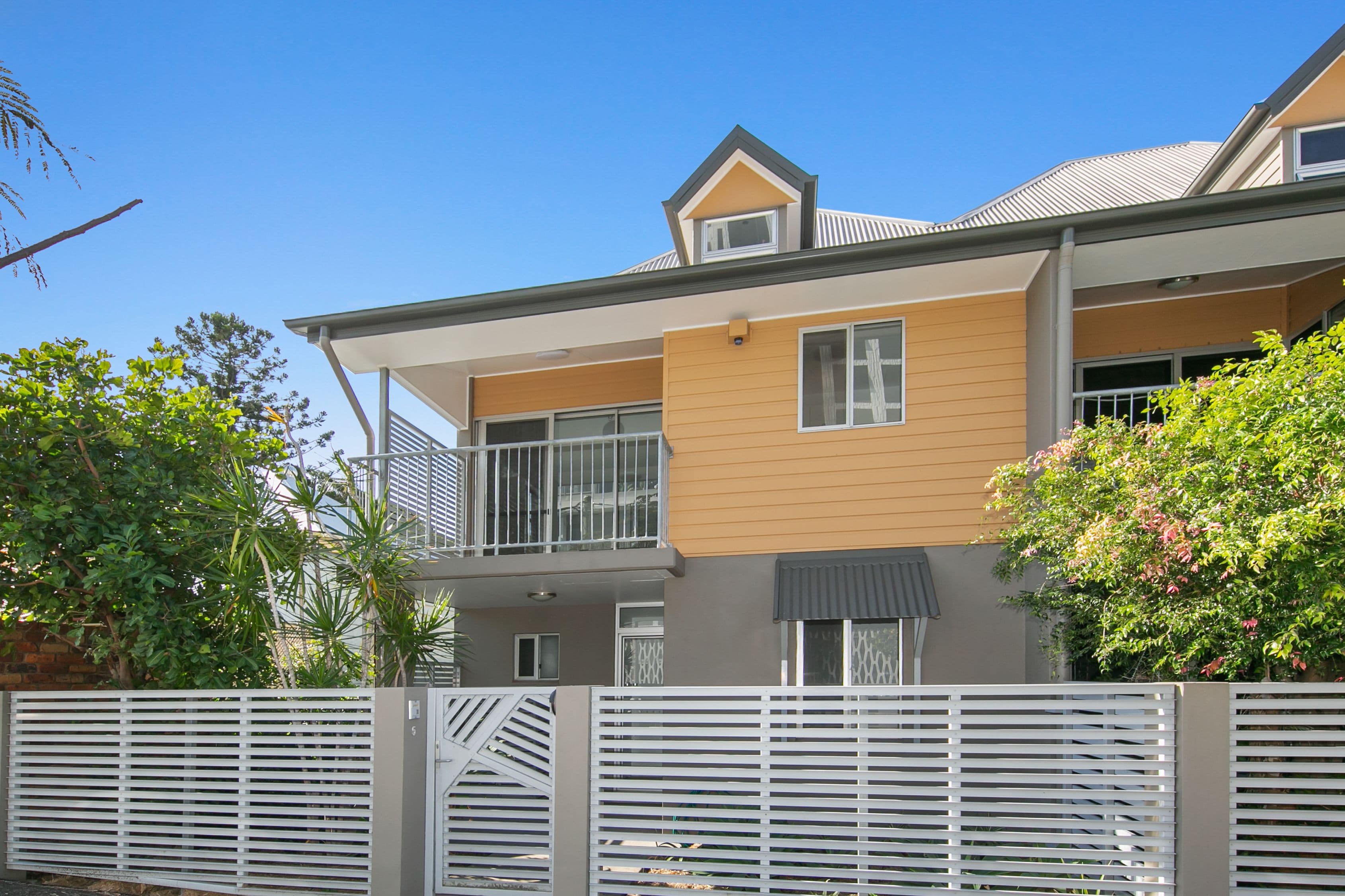 122 Fortescue Street, Spring Hill QLD 4000, Spring Hill - Image 1