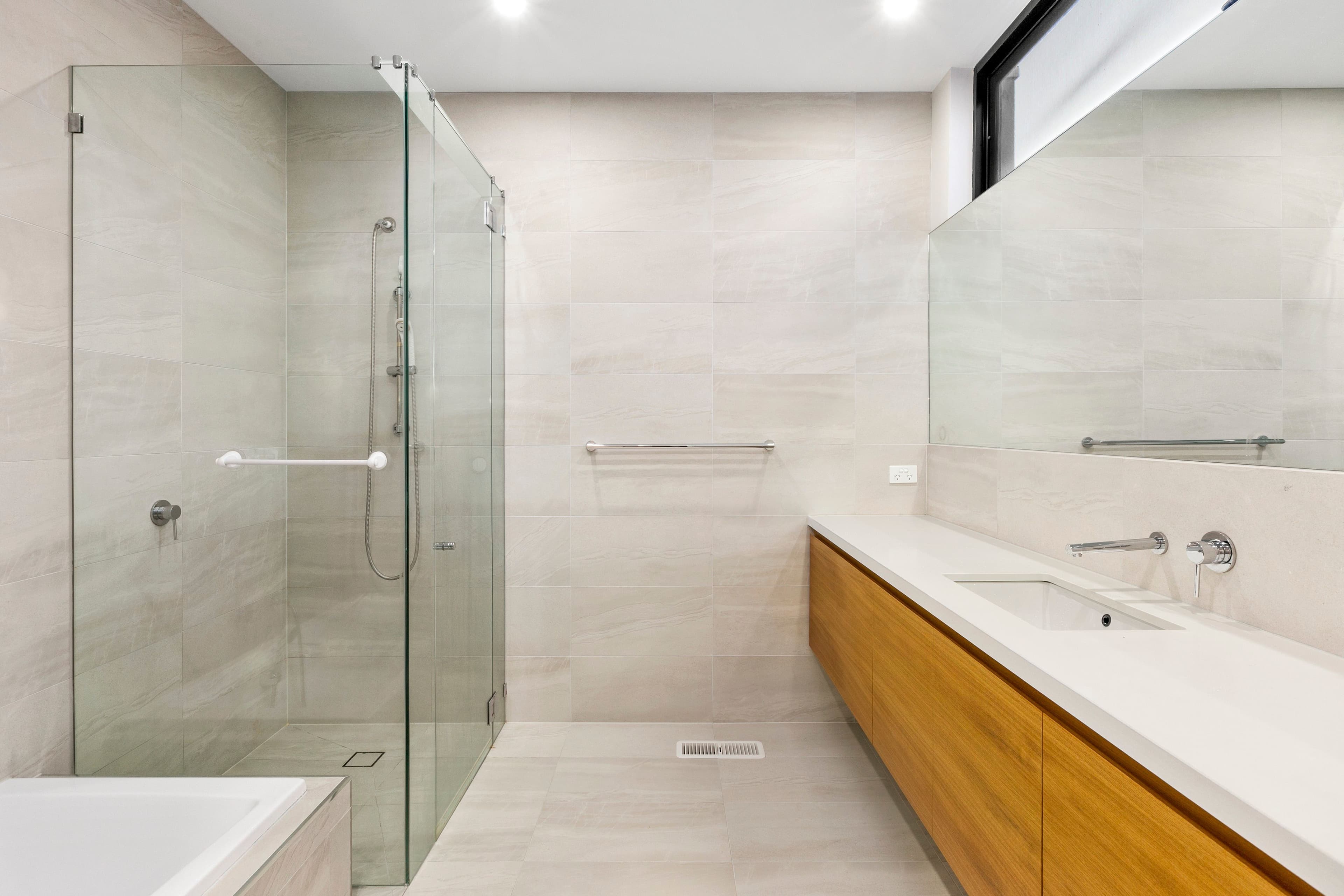 24 Winters Way, Doncaster VIC 3108, Doncaster - Thumbnail 7