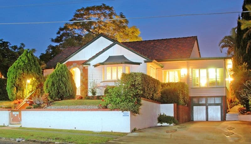 10 Emlyn Street, COORPAROO QLD 4151, Coorparoo - Image 1