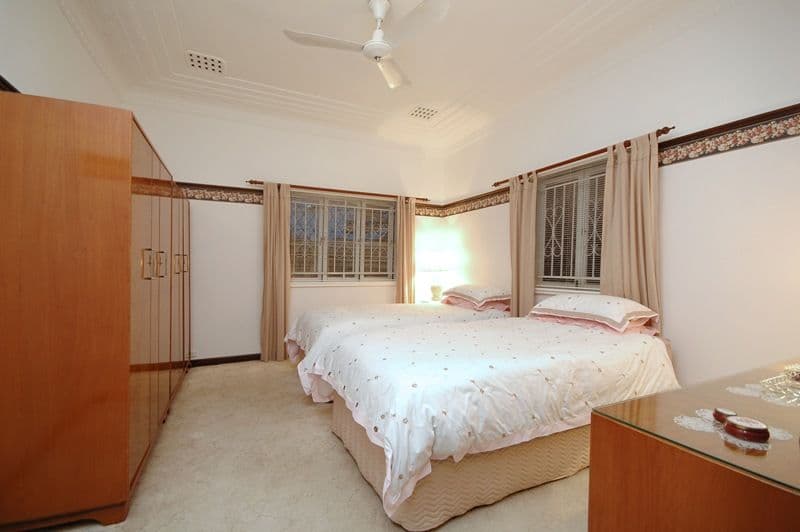 10 Emlyn Street, COORPAROO QLD 4151, Coorparoo - Thumbnail 5