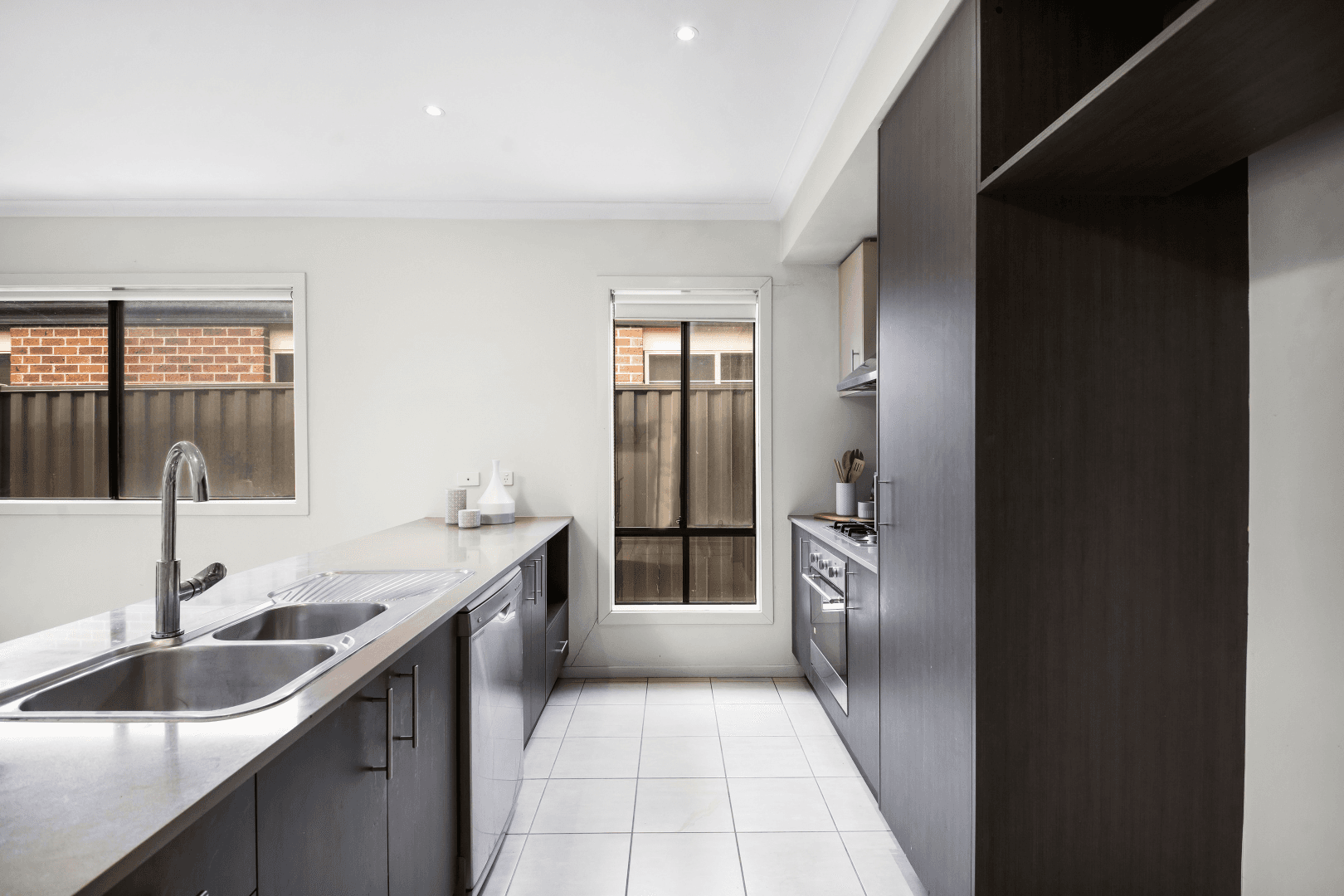 14 Landmark Crescent, MANOR LAKES VIC 3024, Manor Lakes - Thumbnail 3
