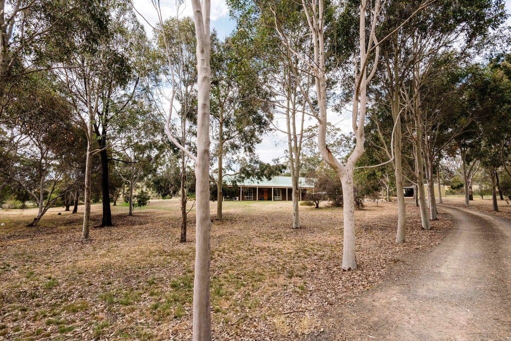 40 Old School Lane, Ravenswood South VIC 3453, Ravenswood South - Thumbnail 2