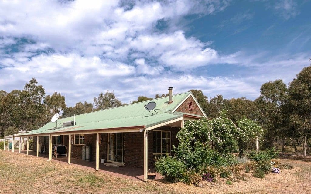 40 Old School Lane, Ravenswood South VIC 3453, Ravenswood South - Thumbnail 3