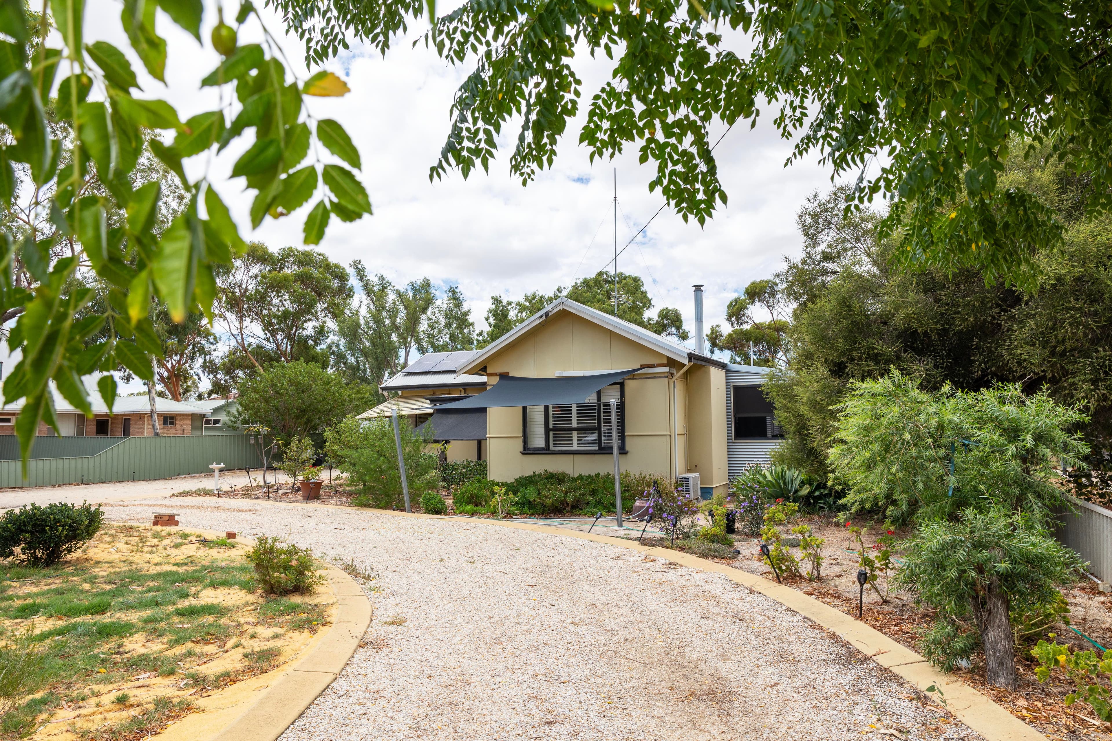 25 Roberts Street, Moora WA 6510, Moora - Thumbnail 4