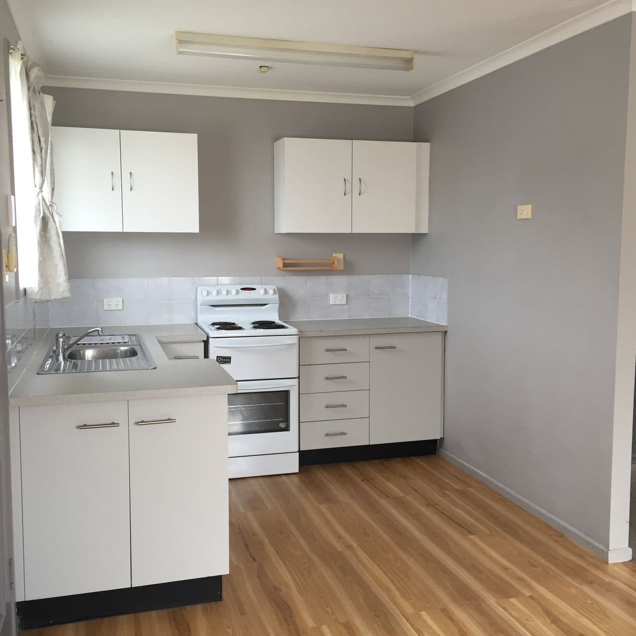 4 Bronzewing Crescent, Deception Bay QLD 4508, Deception Bay - Thumbnail 2