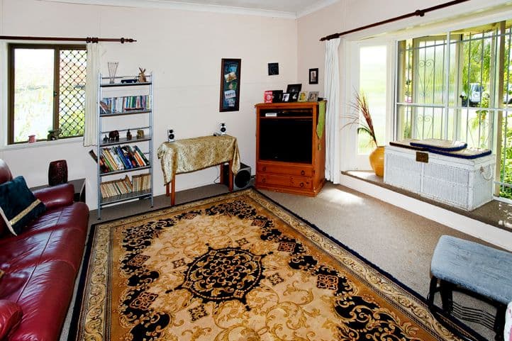 10 Sturgeon Street, REDCLIFFE QLD 4020, Redcliffe - Thumbnail 5
