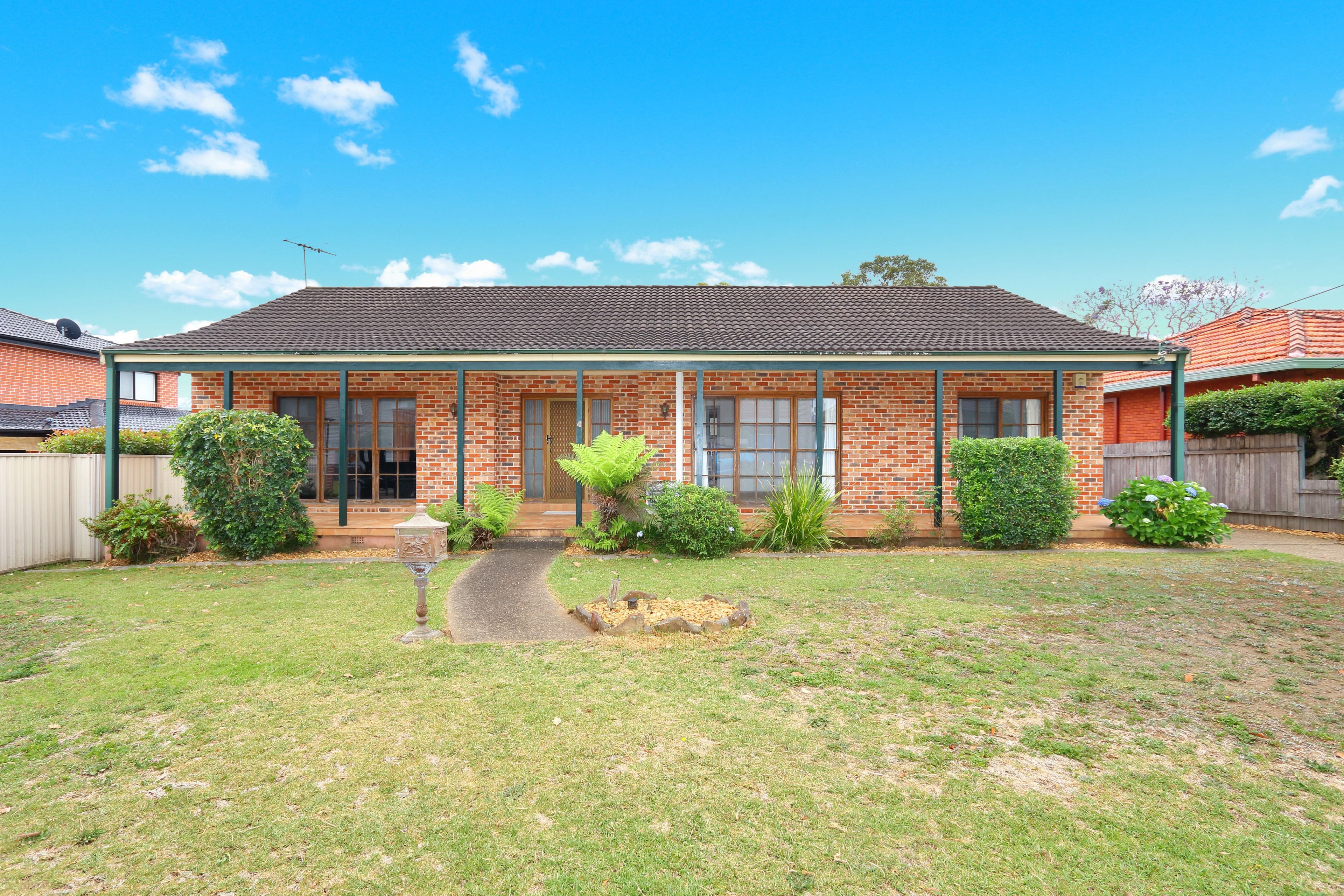 4 Griffiths Street, Oatley - Image 1
