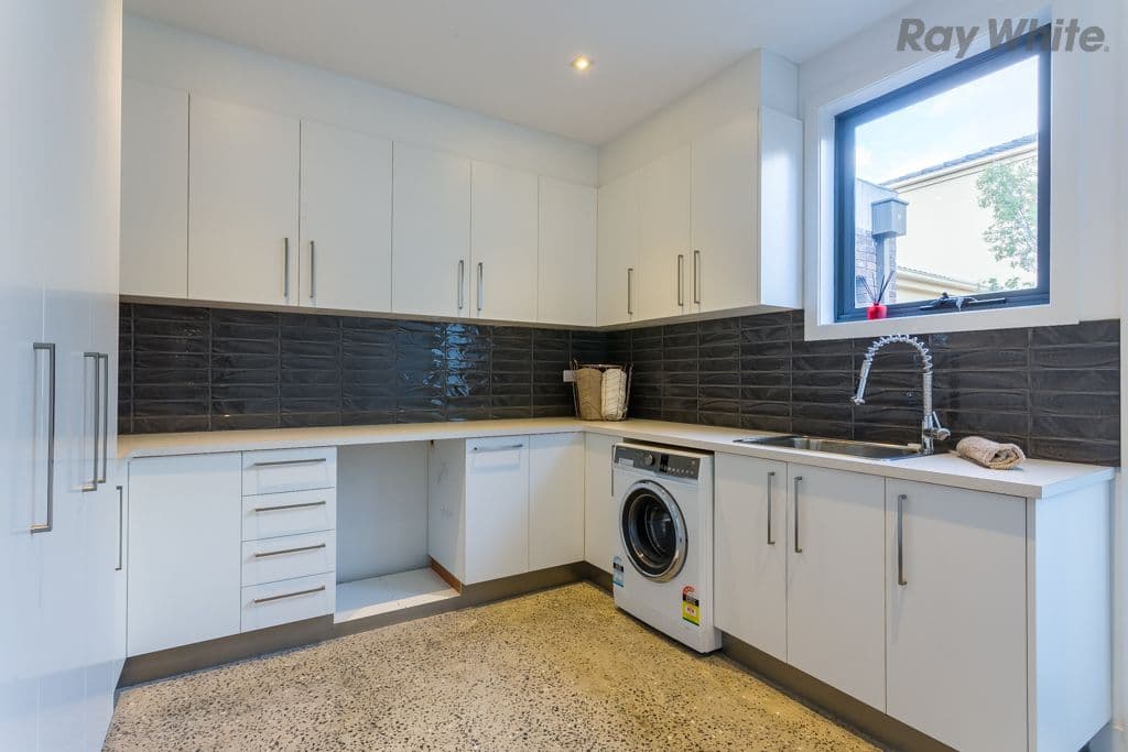 8 Wendover Crescent, Hillside VIC 3037, Hillside - Thumbnail 7