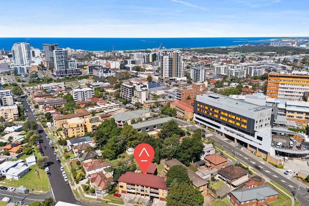 6/57 New Dapto Road, Wollongong - Image 1