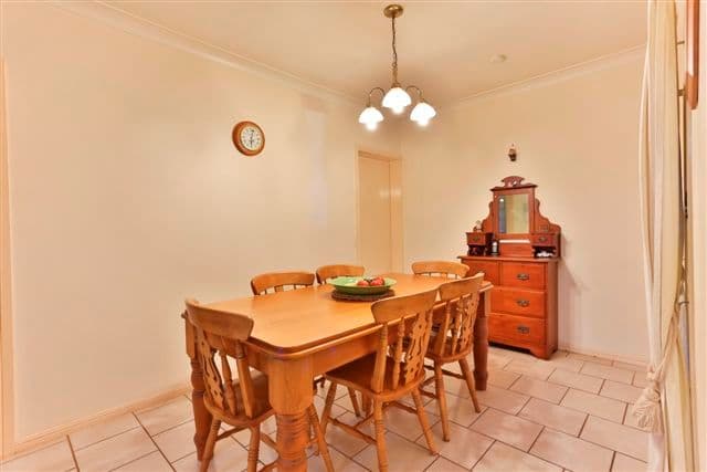 16 Gatfield Street, NEWTOWN QLD 4350, Newtown - Thumbnail 5