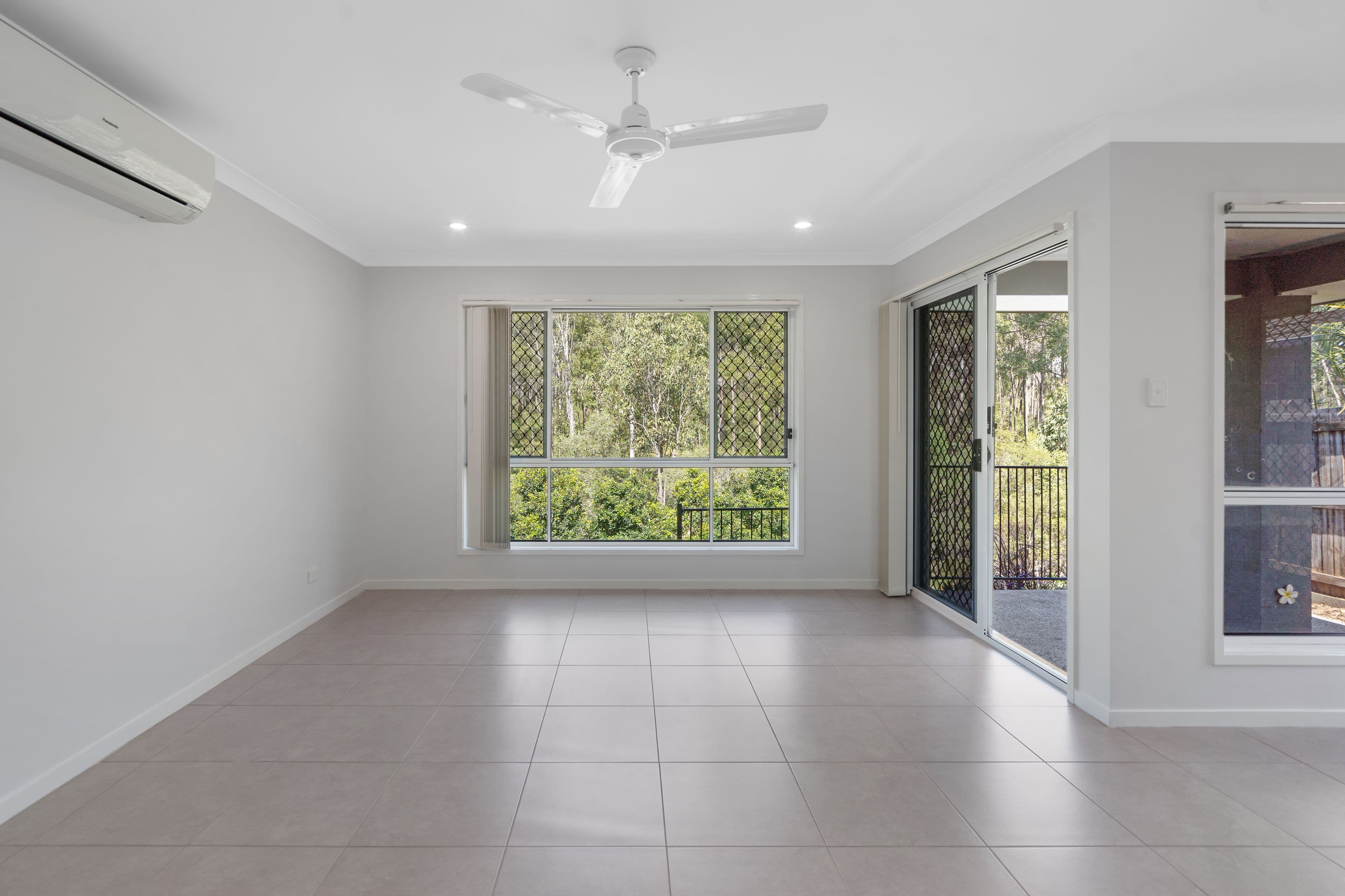 20 Chamomile Street, Springfield Lakes QLD 4300, Springfield Lakes - Thumbnail 5