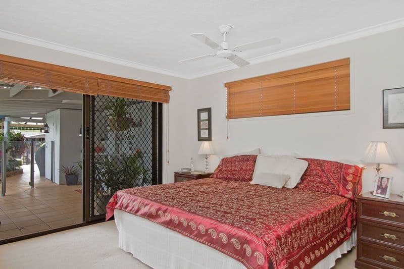 72 Melaleuca Drive, PALM BEACH QLD 4221, Palm Beach - Thumbnail 5