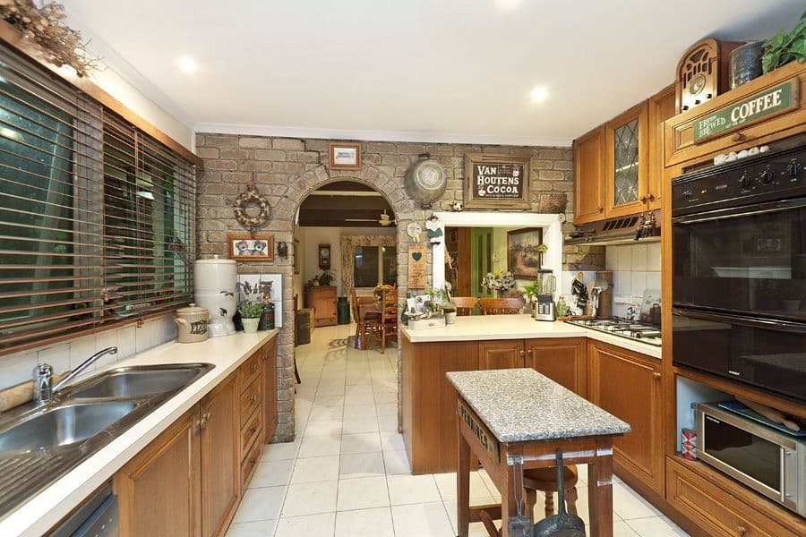 5 Kallista Place, MELTON WEST VIC 3337, Melton West - Thumbnail 2