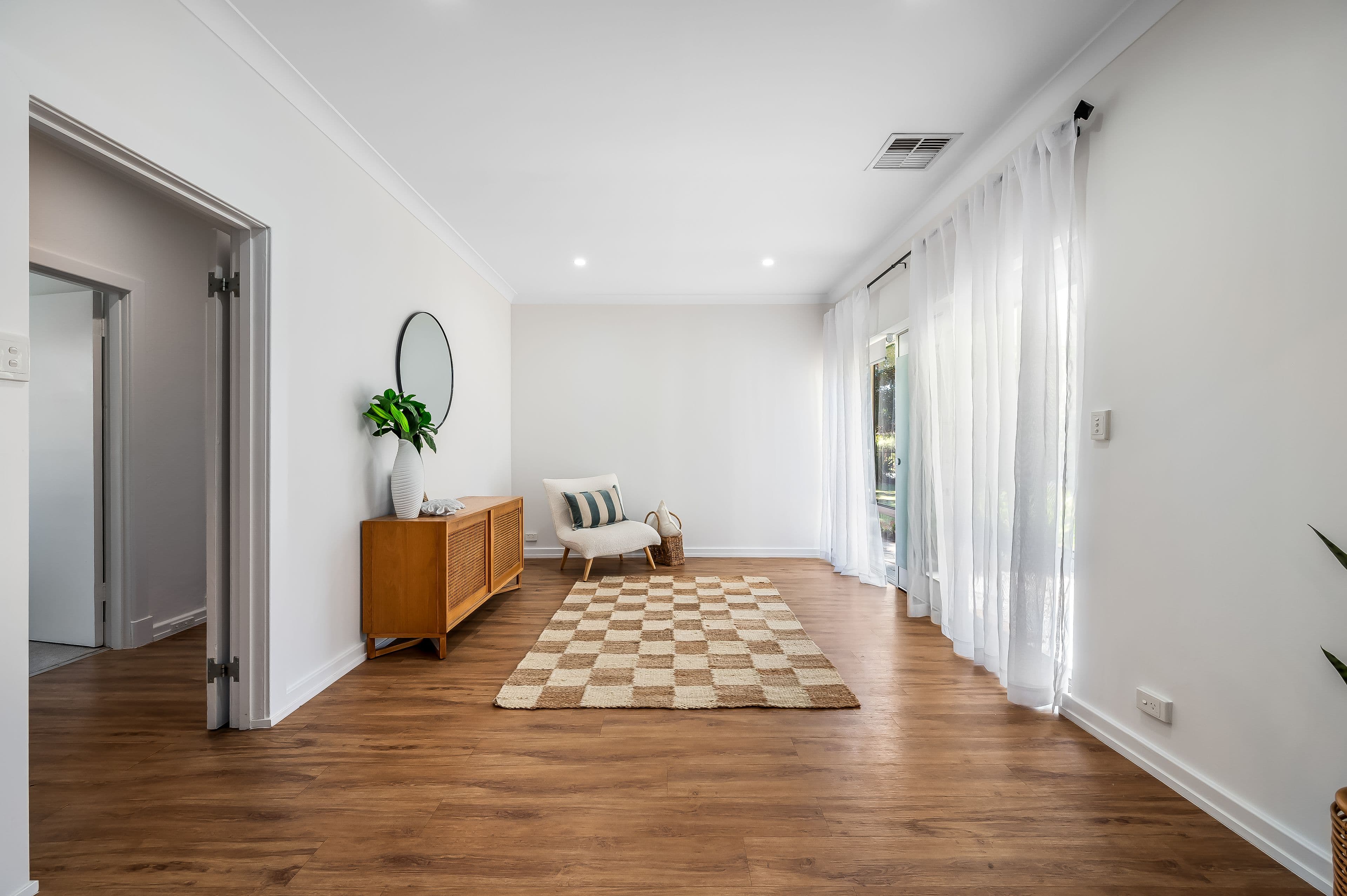 6 Tait Avenue, Marion SA 5043, Marion - Thumbnail 3