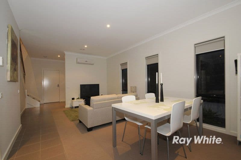 16 Lexington Square, SANDHURST VIC 3977, Sandhurst - Thumbnail 7
