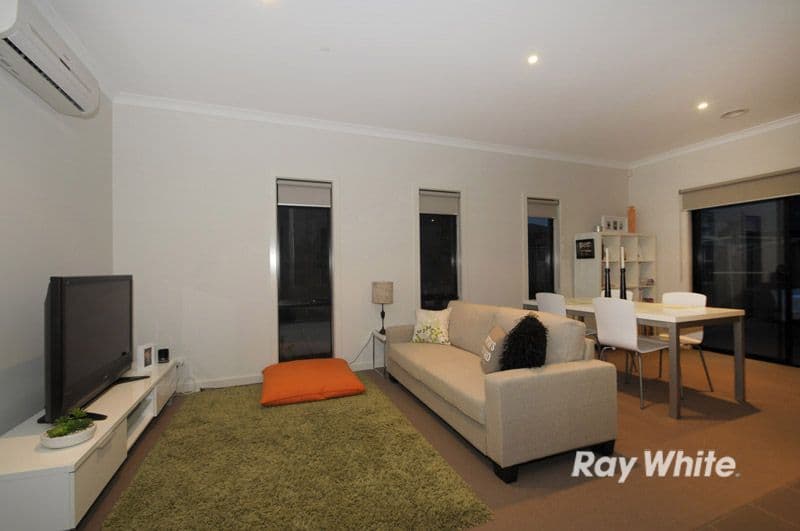 16 Lexington Square, SANDHURST VIC 3977, Sandhurst - Thumbnail 8