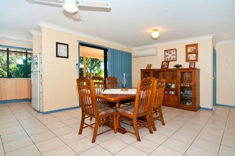 11 Springs Drive, LITTLE MOUNTAIN QLD 4551, Little Mountain - Thumbnail 3