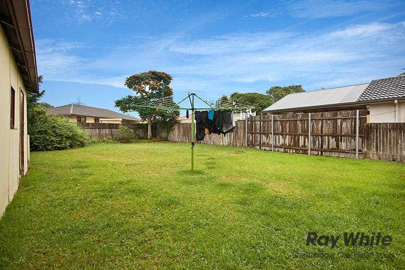 74 The Boulevarde, OAK FLATS NSW 2529, Oak Flats - Thumbnail 3