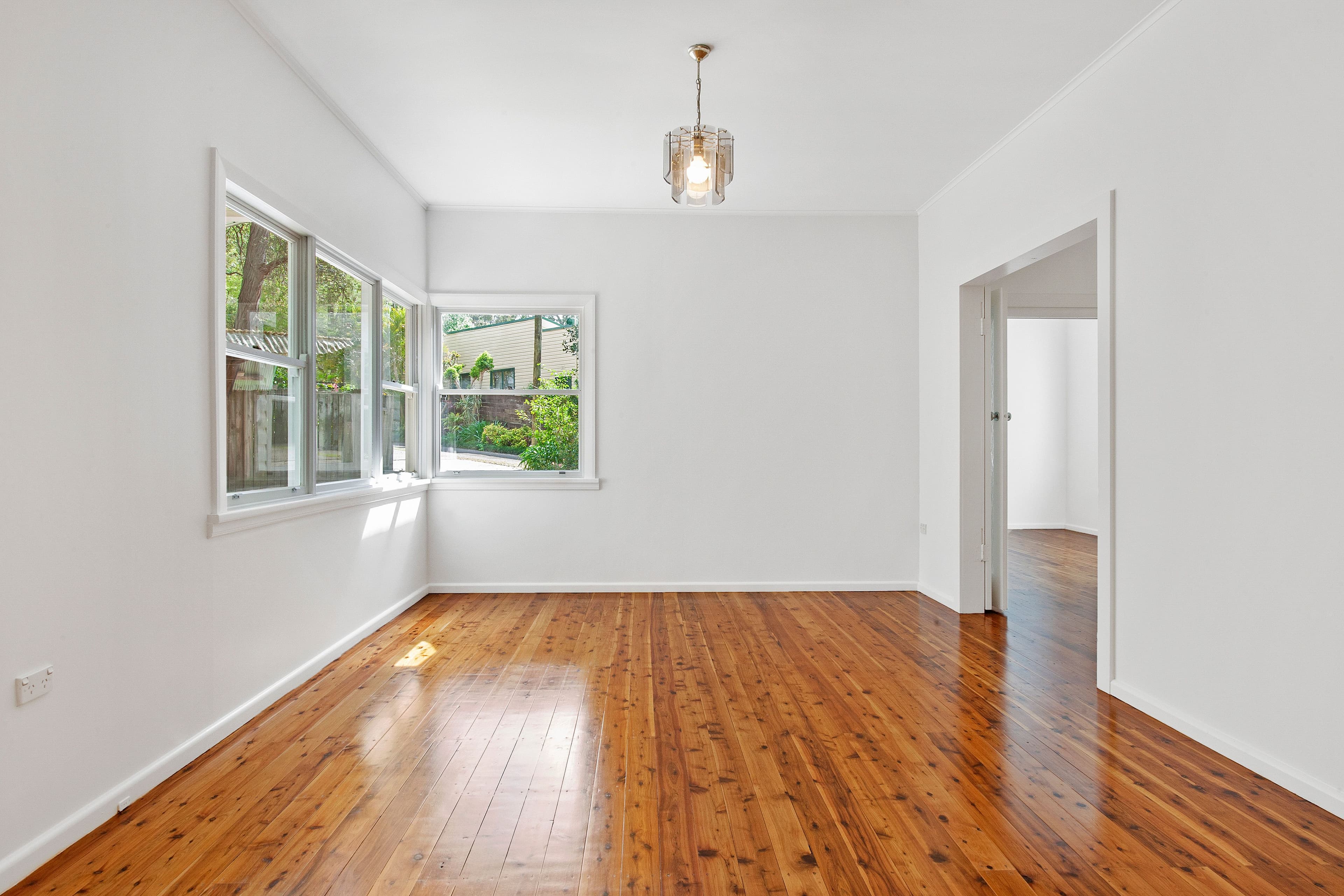 8 Palm Grove, Normanhurst - Thumbnail 3