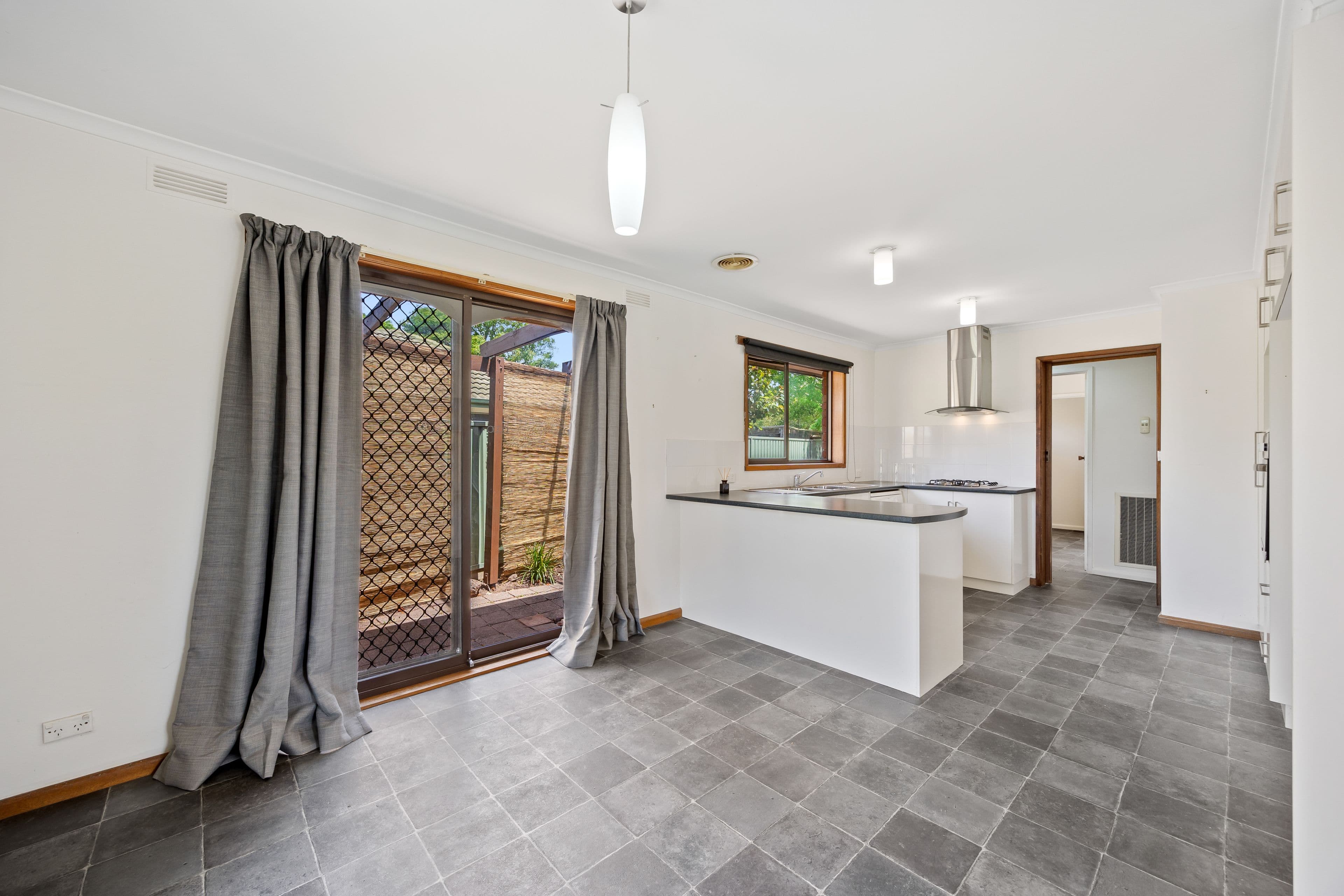 3 Kiwa Street, Wendouree VIC 3355, Wendouree - Thumbnail 5
