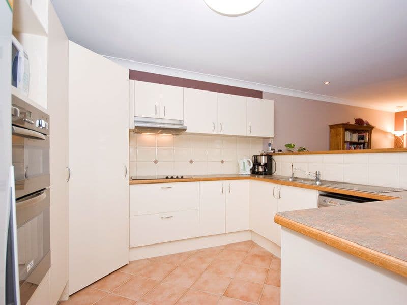 11 Maitland Street, FOREST LAKE QLD 4078, Forest Lake - Thumbnail 2