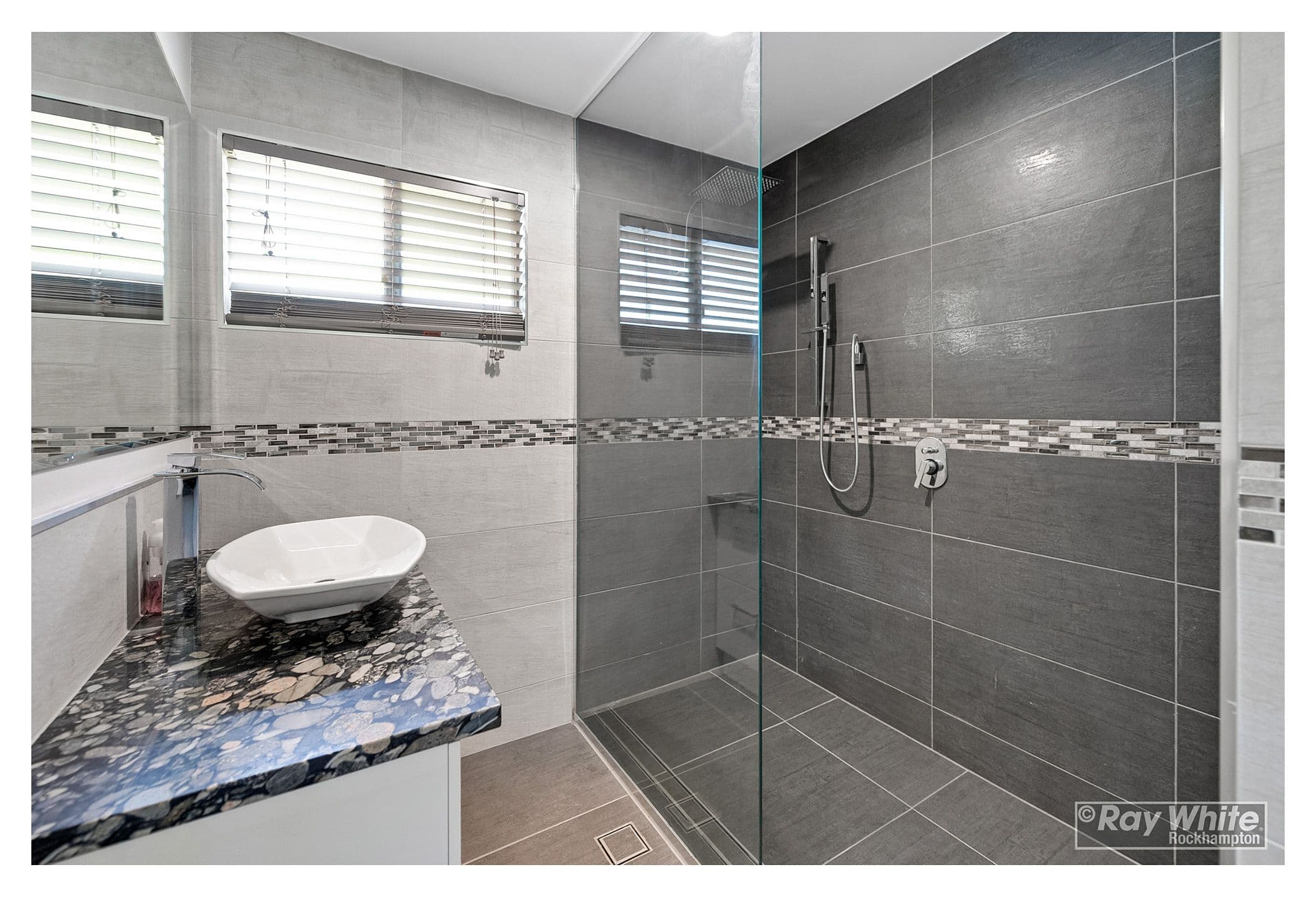 278 Thirkettle Avenue, Frenchville QLD 4701, Frenchville - Thumbnail 2