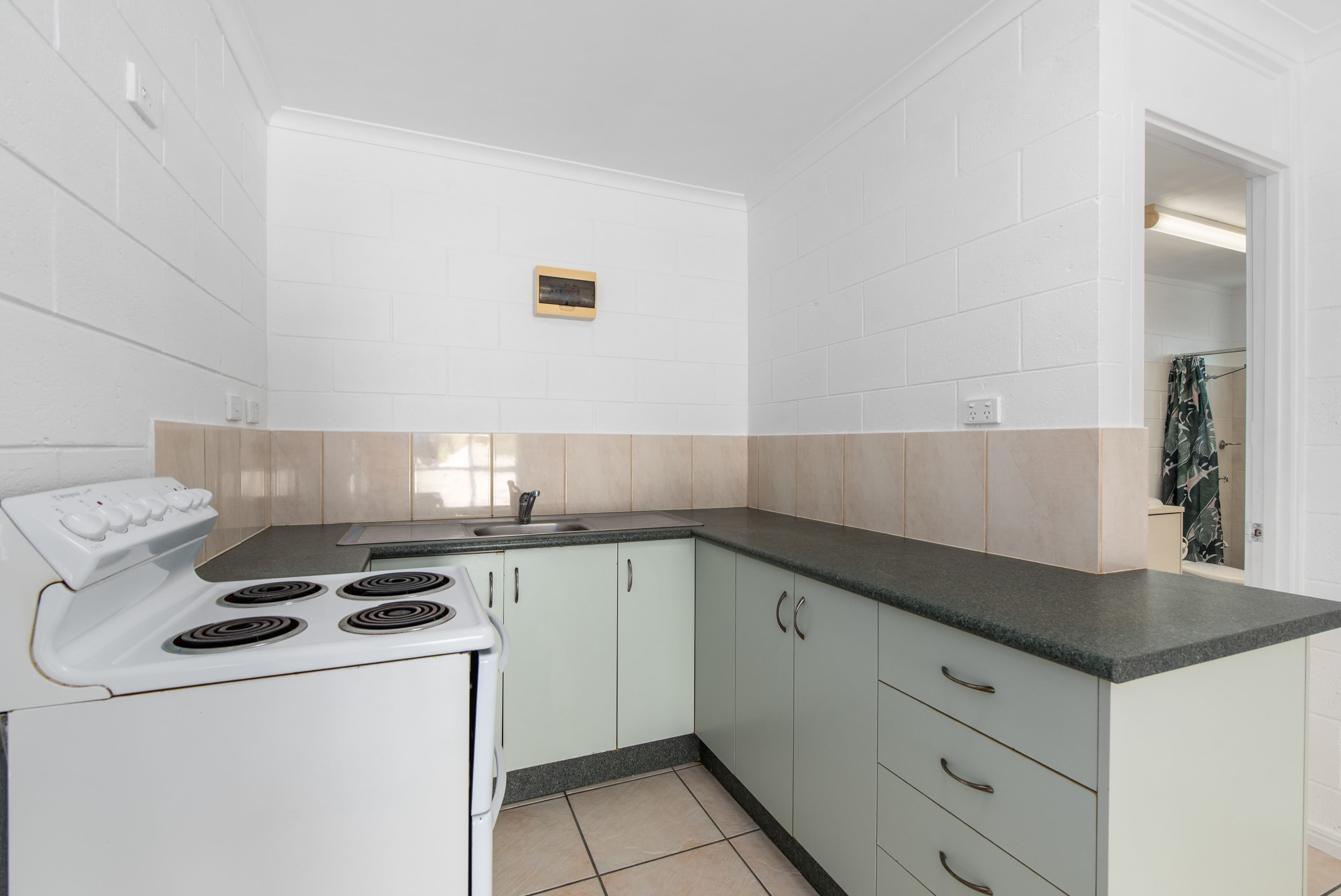 18-20 Maryvale Street, West End QLD 4810, West End - Thumbnail 4