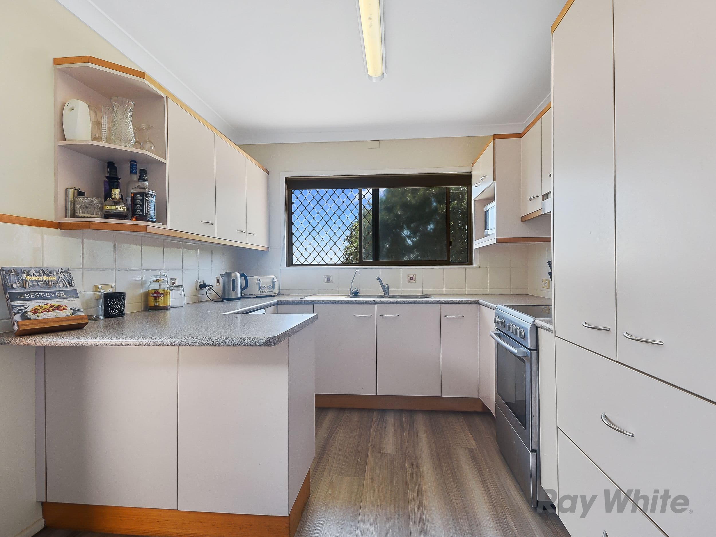 2 Tulee Street, Bracken Ridge QLD 4017, Bracken Ridge - Thumbnail 2