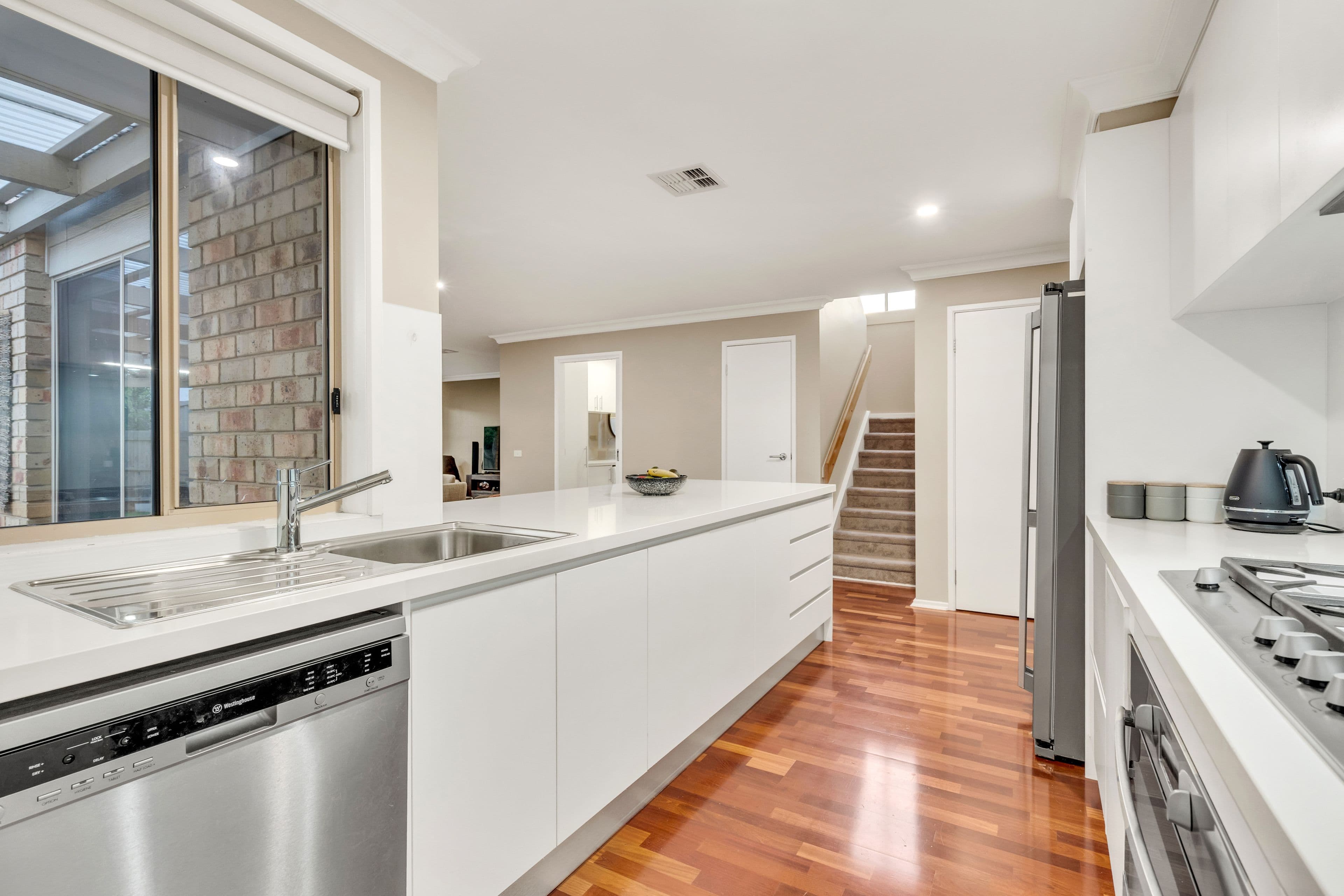 13 Surrey Court, Craigieburn VIC 3064, Craigieburn - Thumbnail 7