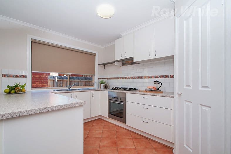 21 Leigh Road, Croydon VIC 3136, Croydon - Thumbnail 5
